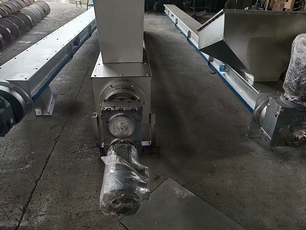 �͏N��������ݔ�͙C